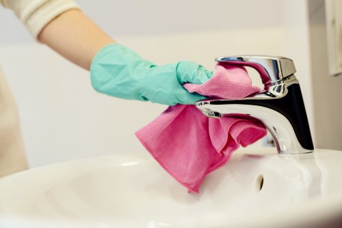 Professional end of tenancy cleaning for a Marylebone apartment kitchen